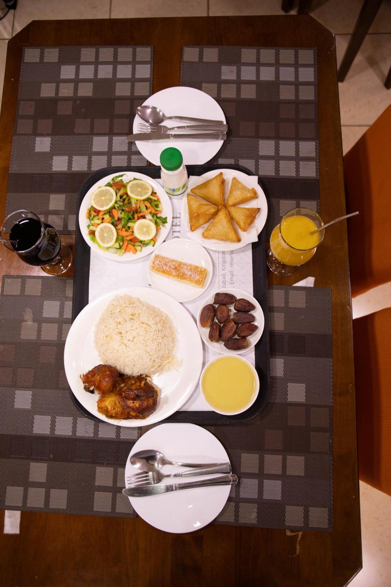 Golden Suites Jubail Exterior foto